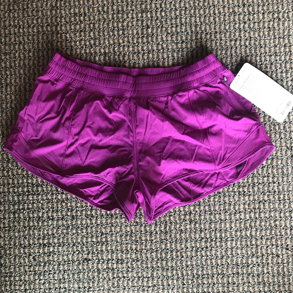 LuluLemon Hotty Hot Short II